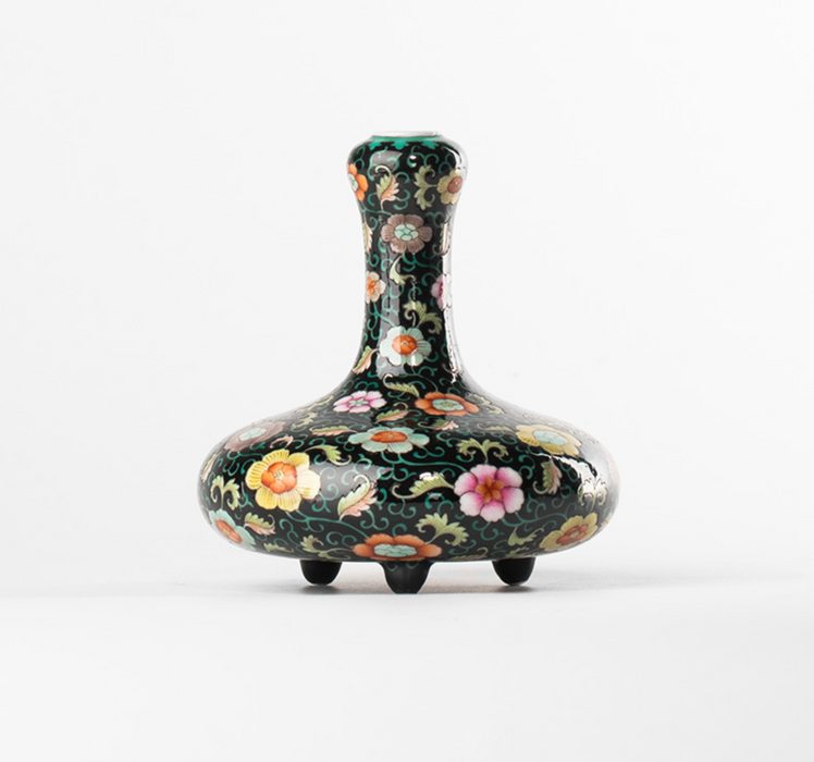 Jingdezhen Blackland Peony Tripod Bottle - Morrow Land